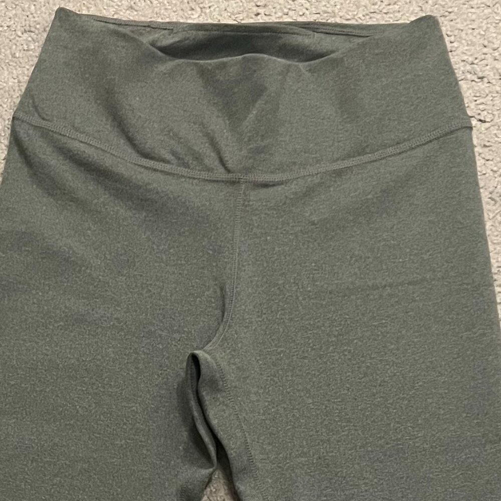 Nike 7/8 length grey leggings
